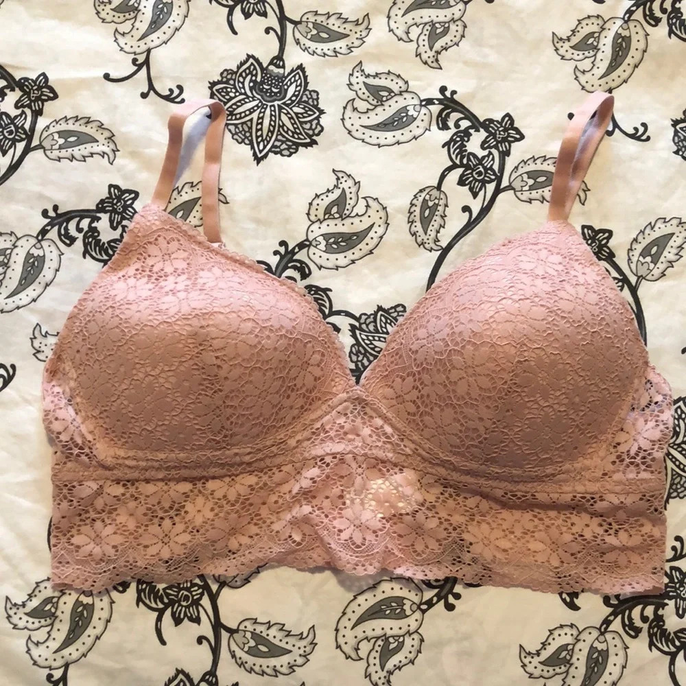 🍉 George Pink Lace Bra five hook back L EUC wirefree lightly padded.